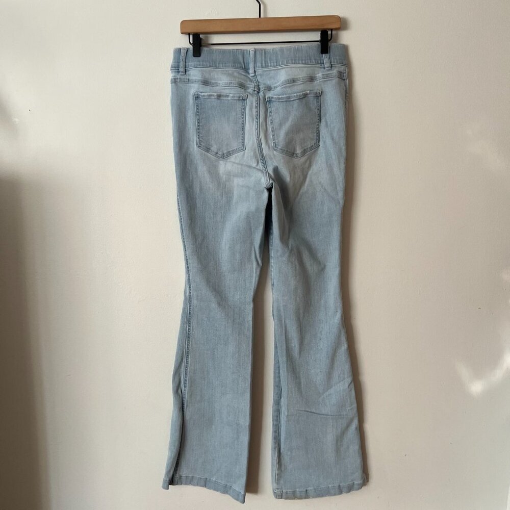 SPANX High Rise Pull-On Flare Jeans Light Wash Women's Size Large - Picture 6 of 9